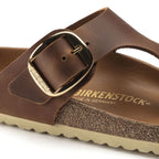 Sandalias Birkenstock Gizeh Big Buckle Cognac, detalle del material