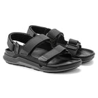 Sandalias Birkenstock Tatacoa Futura Black, par completo en tres cuartos