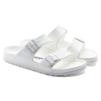Sandalias Birkenstock Arizona Eva White, par completo en tres cuartos