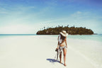 Sombreros Conner Hats Amy Summer Womens Raffia Hat, en uso, imagen de estilo de vida en playa