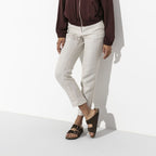 Sandalias Birkenstock Arizona Suede Mocha Soft, calzado por modelo femenino