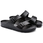Sandalias Birkenstock Arizona EVA Black, par completo en tres cuartos